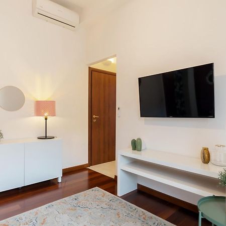 Appartement Duomo - Citylife Pink Vintage Apt Center Milan Extérieur photo